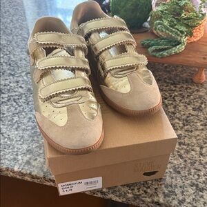 Steve Madden Gold and Tan Women's Athletic Sneakers